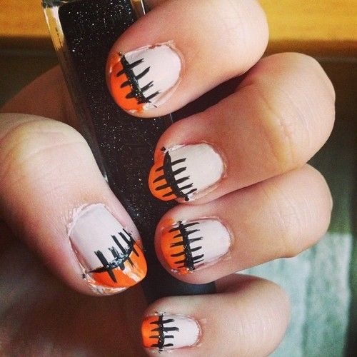 Halloween themed manicure