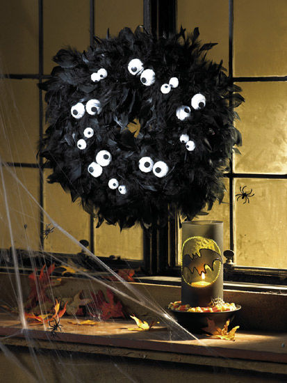 Spooky eyes wreath Spooky eyes wreath