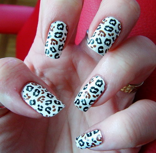 Cheetah nails Cheetah nails