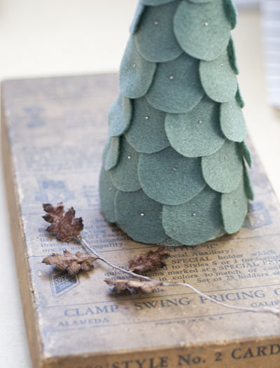 DIY Felt Shingle Tree