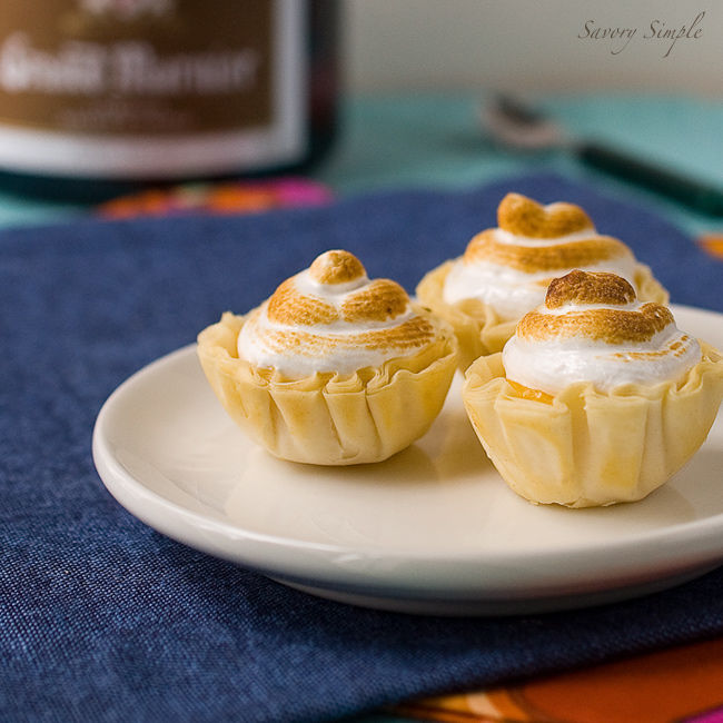 Orange meringue tarts with grand marnier Orange meringue tarts with grand marnier