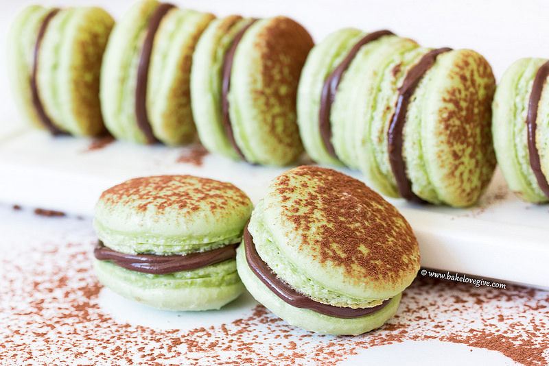 Chocolate mint french macaroons Chocolate mint french macaroons