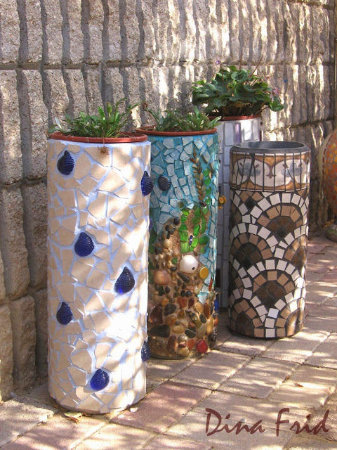 Garden planter using PVC pipes Garden planter using PVC pipes