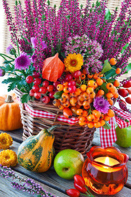 Gorgeous Bright & Colorful Thanksgiving Centerpiece Gorgeous Bright & Colorful Thanksgiving Centerpiece