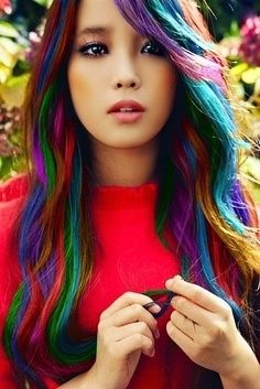 Colored Hair - An Interesting Trend of Recent Months