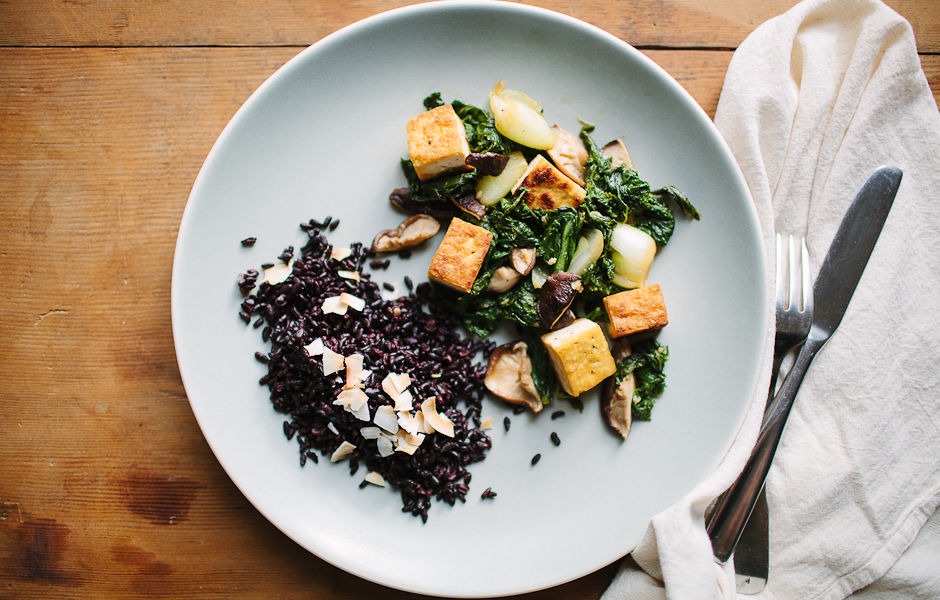 How to make tofu mustard greens and shiitake mushroom stir fry How to make tofu mustard greens and shiitake mushroom stir fry