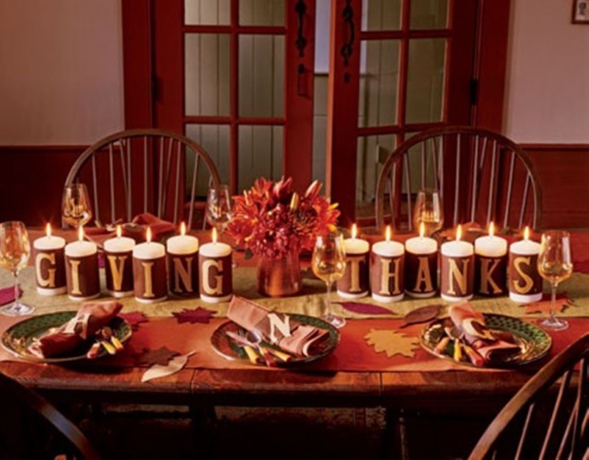 Giving Thanks Table