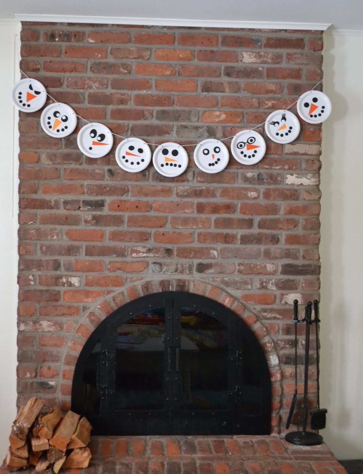 DIY Paper Plate Snowman Garland