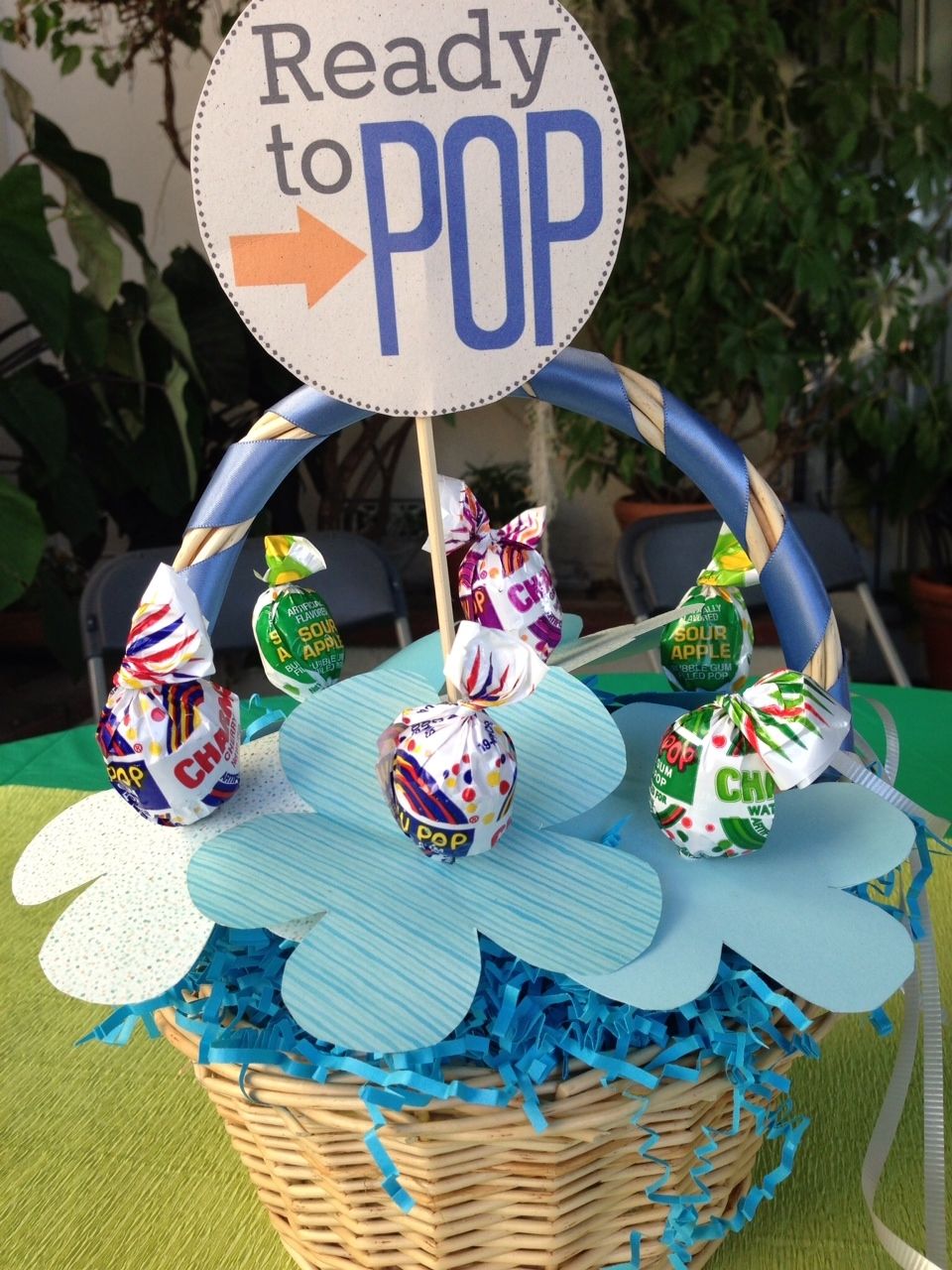 ready to pop centerpiece