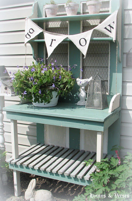 Garden Potting Bench