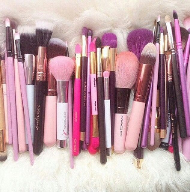 Make Up Brushes Make Up Brushes