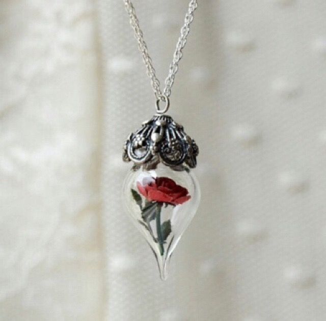 Beautiful Rose Necklace