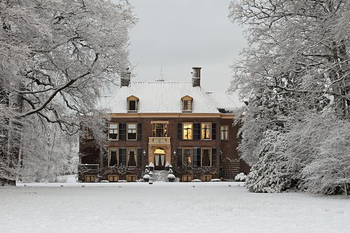 Winter castles and Mansions Winter castles and Mansions