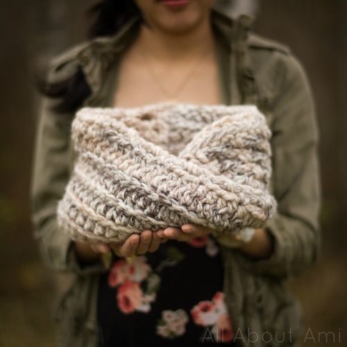 How to make a twist cowl