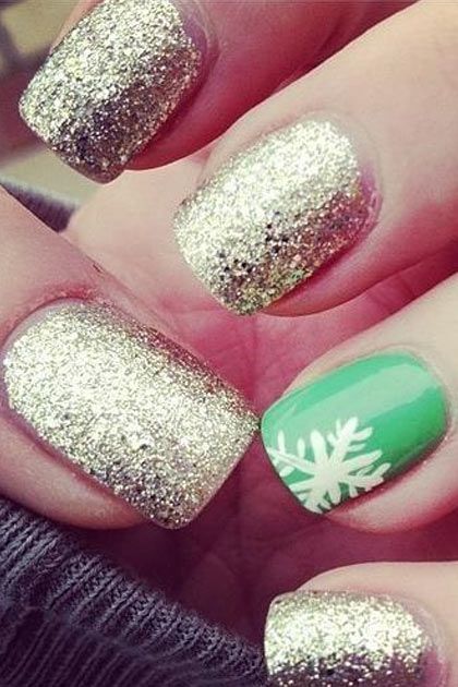 Sparkly Gold Nails