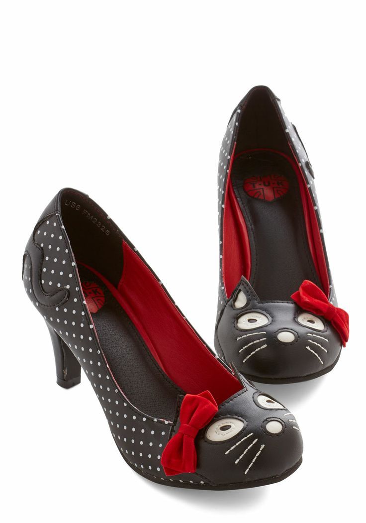 Cute Black Kitty with Dot Pumps Cute Black Kitty with Dot Pumps