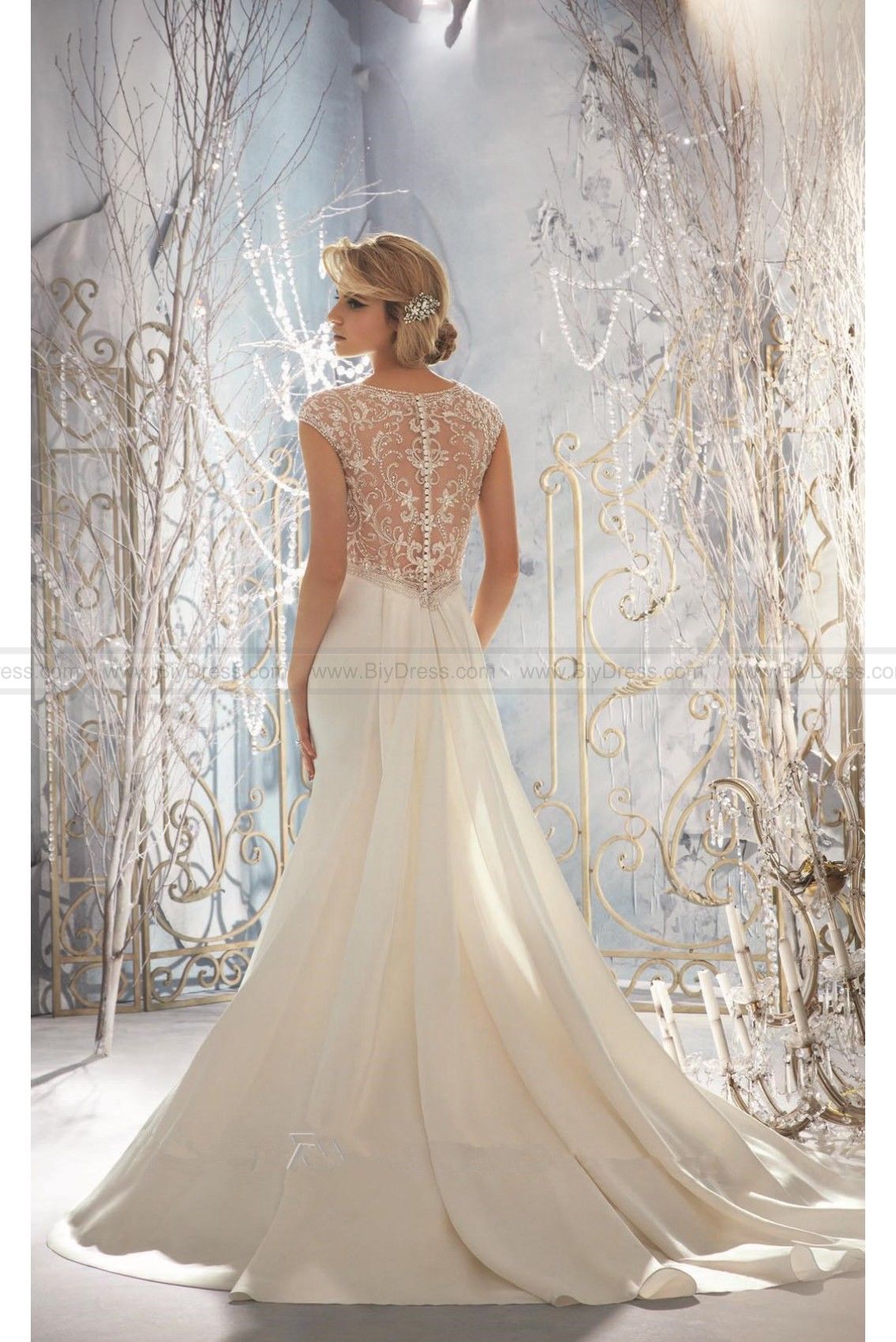 Mori Lee