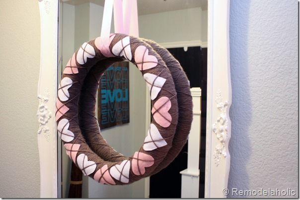 How to make an argyle valentine wreath How to make an argyle valentine wreath