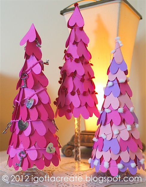 How to make a valentines day heart cone tree