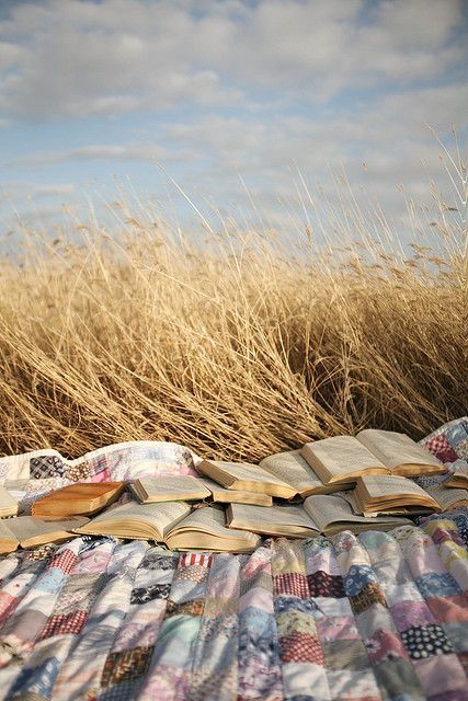 To read and make love