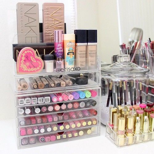 Makeup Display