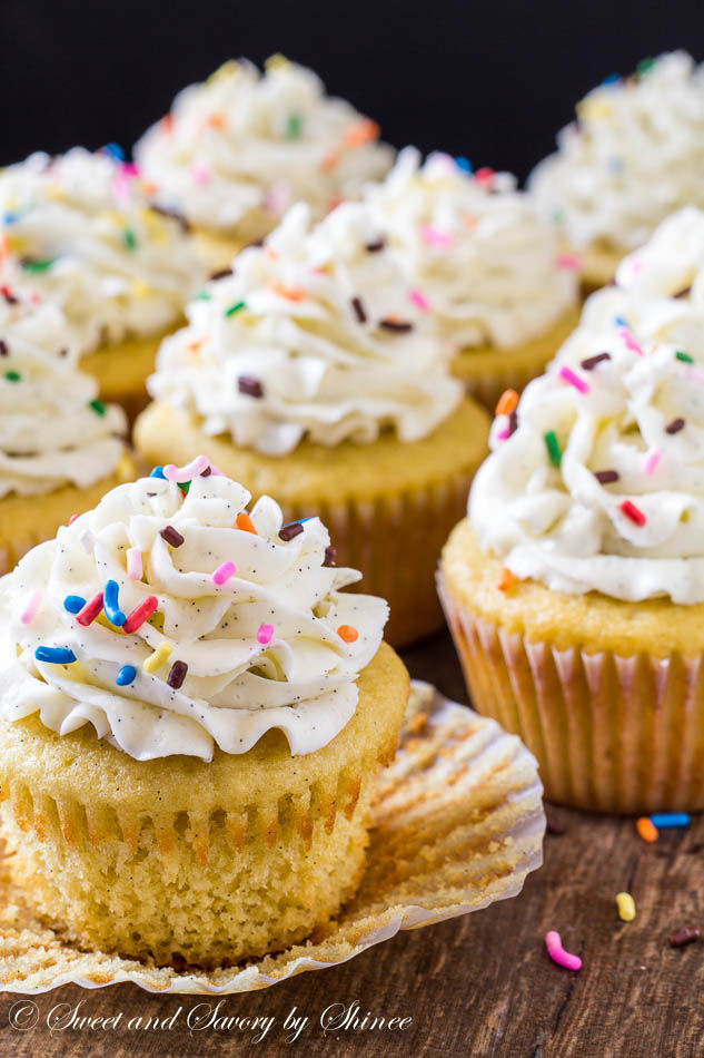 How to make vanilla bean cupcakes