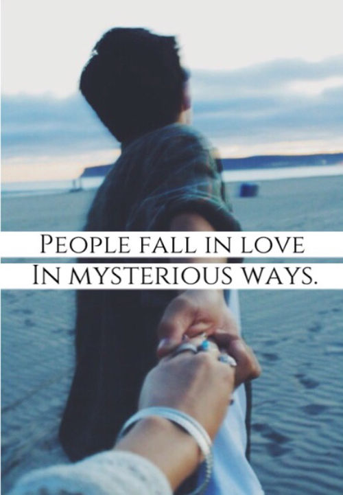 People fall in love People fall in love