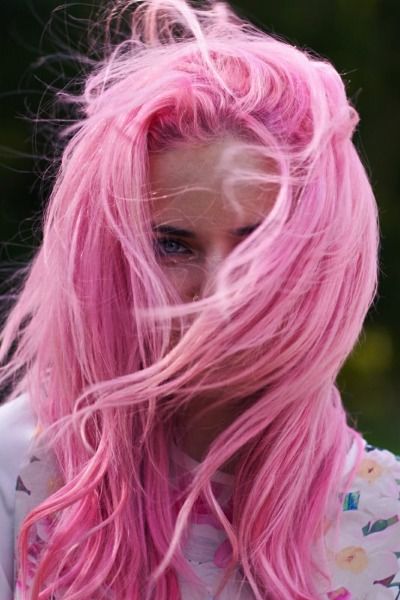 Pink messy hair