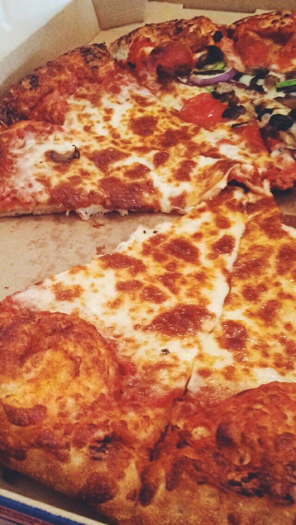 Cheese pizza