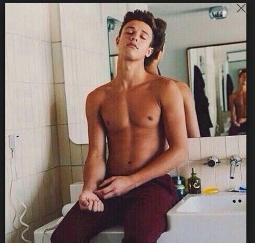 Cameron Dallas