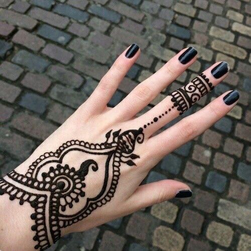 Henna And Black Nails Pictures, Photos, and Images for Facebook, Tumblr