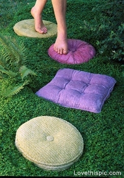 Tuffits: Concrete stepping stones