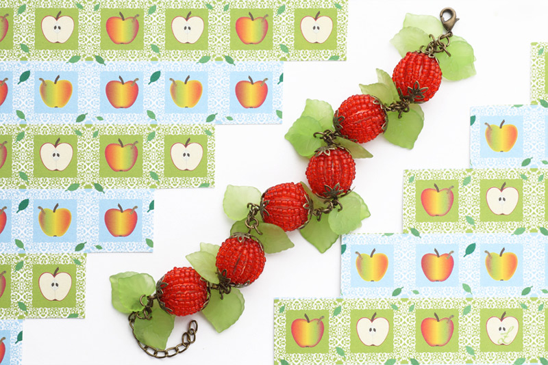 simple way to DIY apple bracelet simple way to DIY apple bracelet