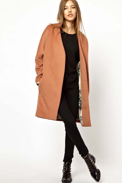 Oversized Coat with Japanese Print Lining Oversized Coat with Japanese Print Lining