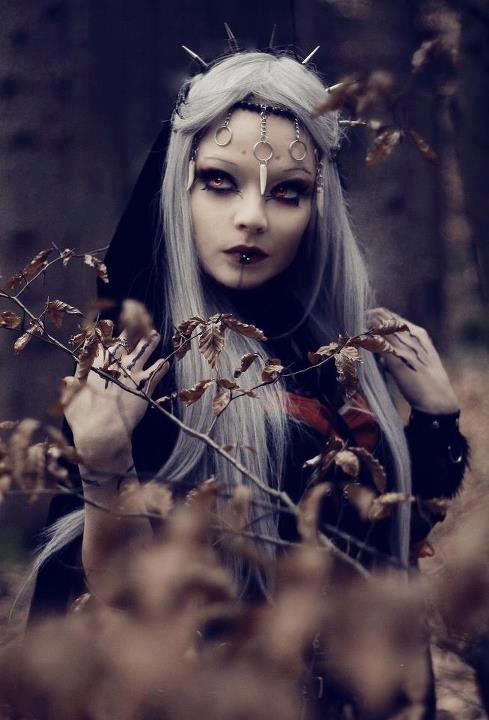 Autumn goth beauty