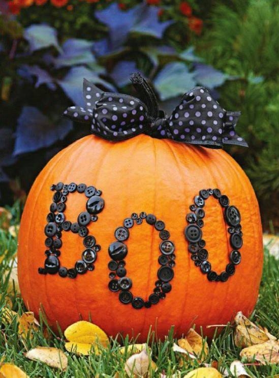 Pumpkin with Buttons and Bows