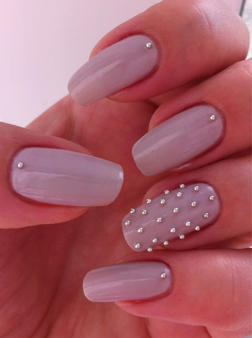 Lavender stud nails Lavender stud nails
