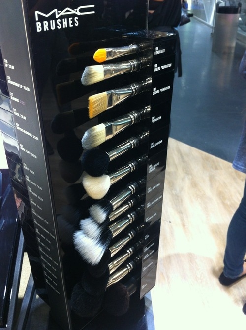 MAC Brushes MAC Brushes