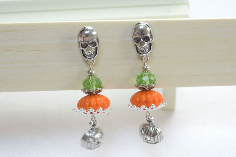 Designing Halloween Themed Earrings Pictures, Photos, and Images for