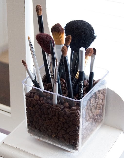 Oganizing Makeup Oganizing Makeup