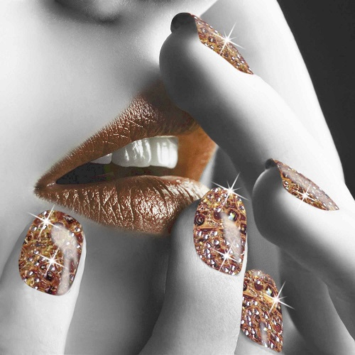 Gold sparkle nail art Gold sparkle nail art
