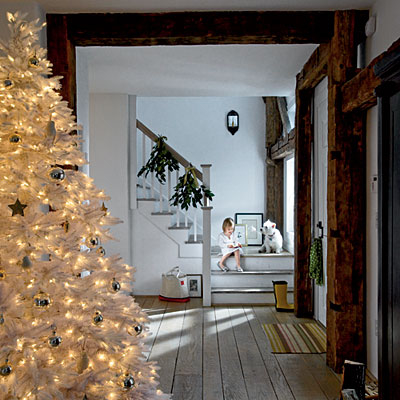 Dazzling White Entryway Dazzling White Entryway