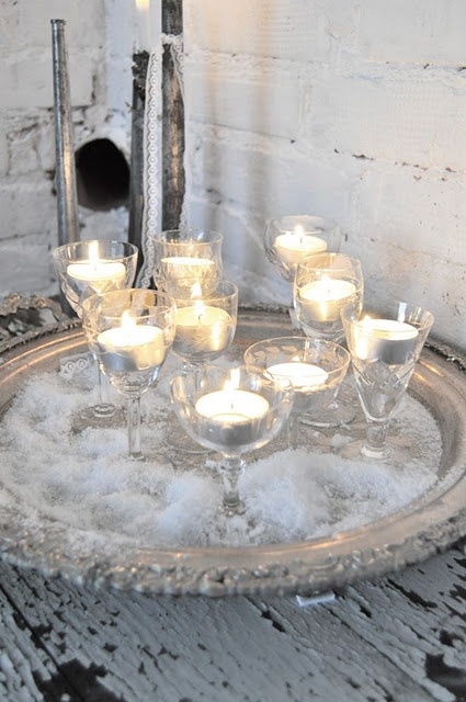 Winter candle decorations