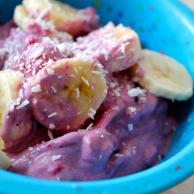 Berry Breakfast Fro yo Berry Breakfast Fro yo
