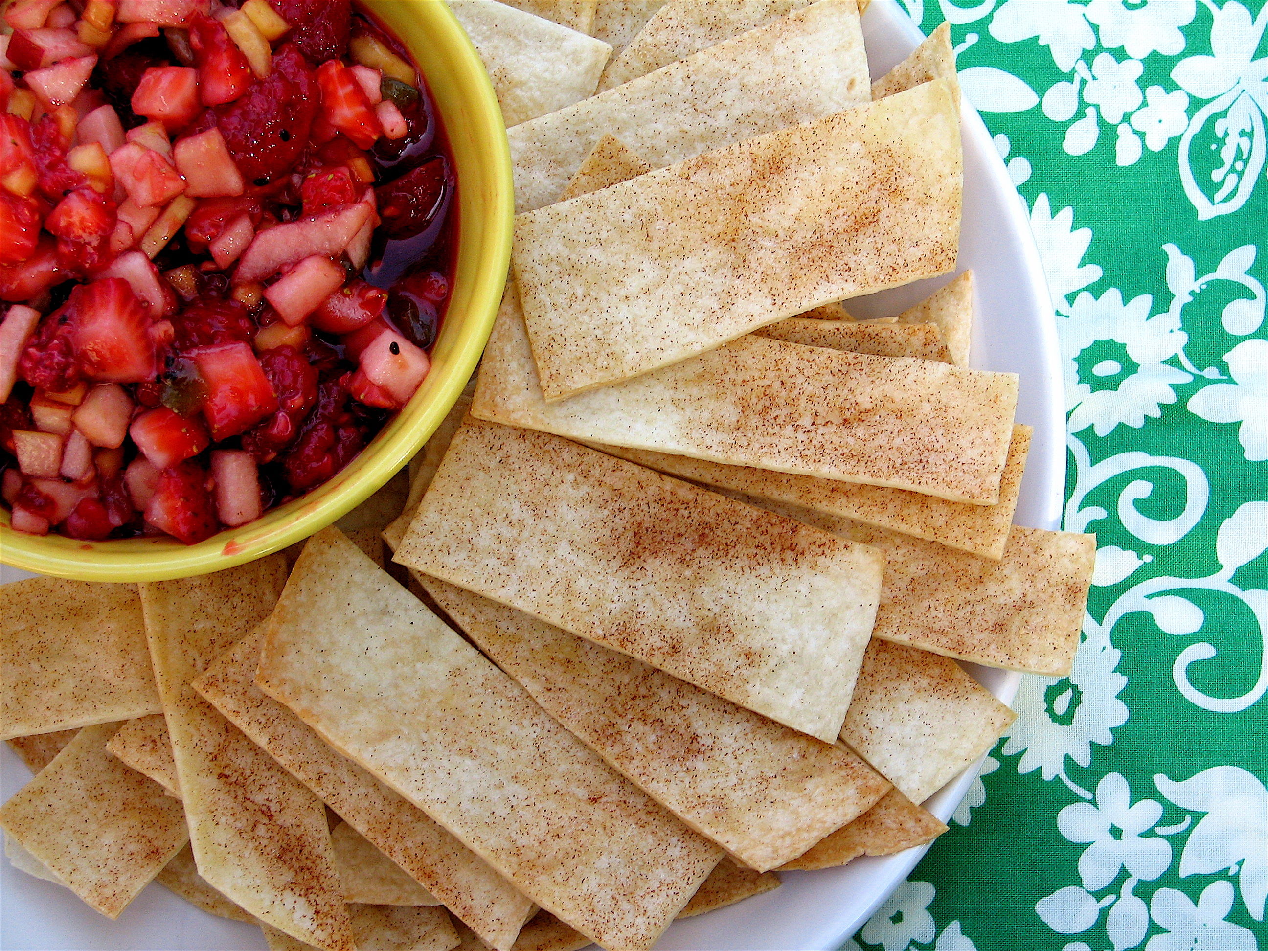 Fruit salsa and cinnamon chips 