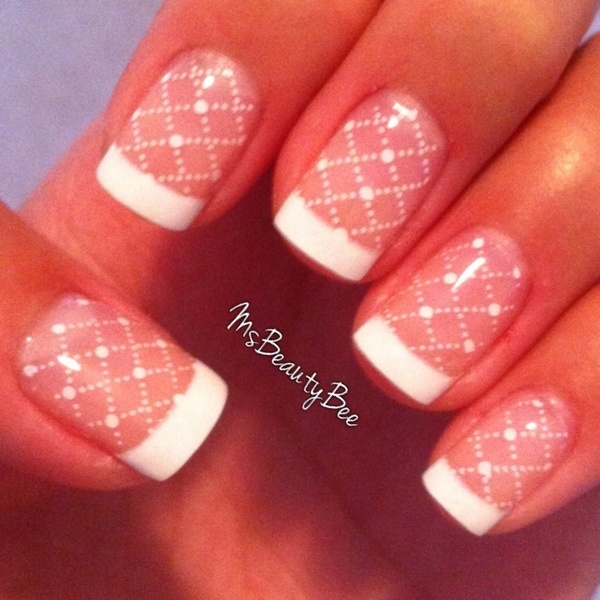 Fishnet nails