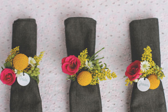 Floral napkin rings
