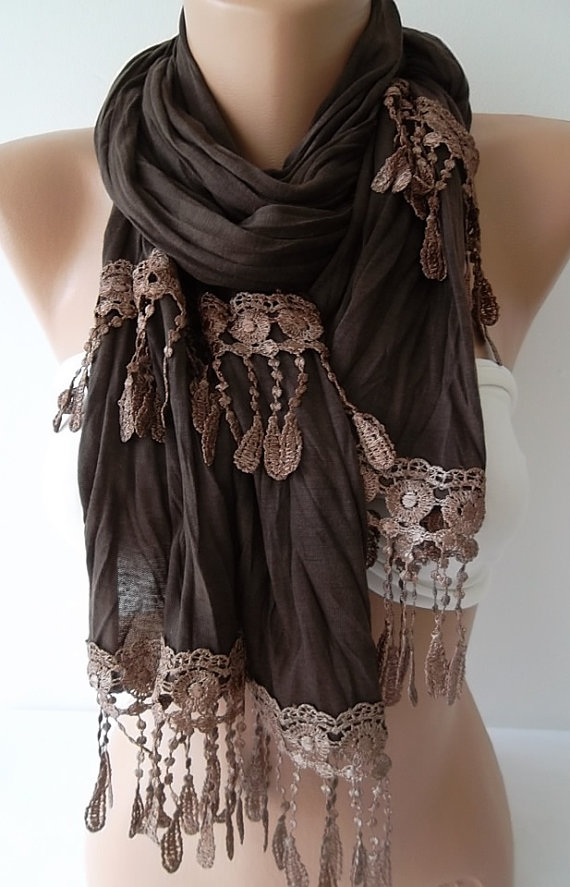 scarf , shawl
