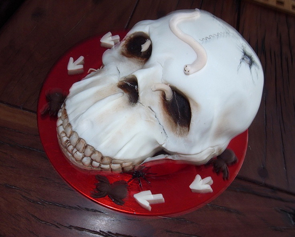 Skull fondant