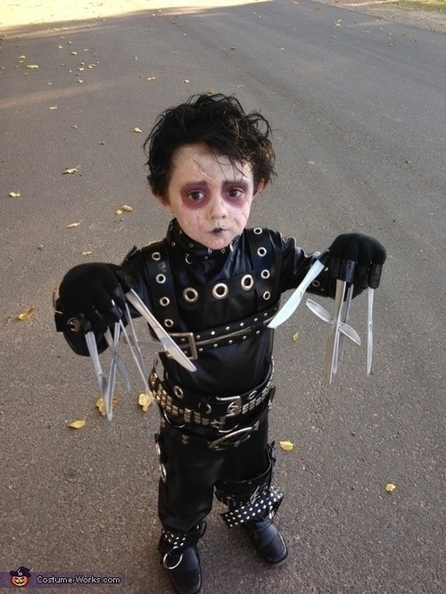 Kid Edward scissorhands Kid Edward scissorhands